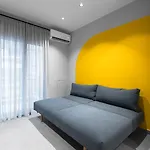 #Luxlikehome City Glow Apartment